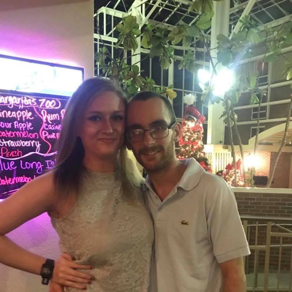 Meet your Posher, Alexis